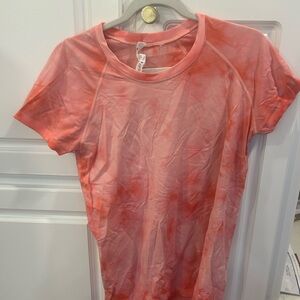 Women’s 12 Lululemon Swiftly Tech Short-Sleeve Shirt  Marble Dye Solar Orange.